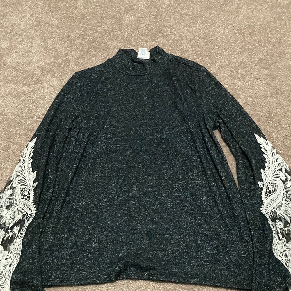 Daytrip bell sleeve